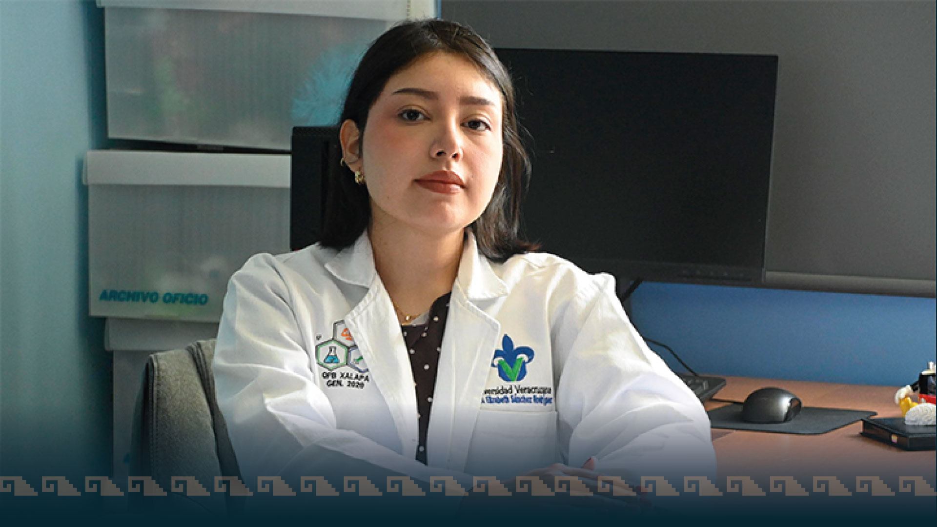 Egresada de la UV investiga la Centella asiática para prevenir daño hepático por antibióticos